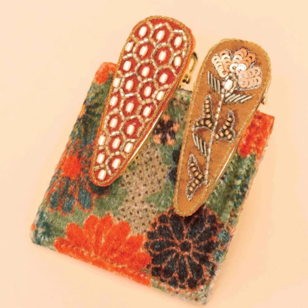 Powder UK Pearl/beaded/sequined hair clips/2 clips/2 different designs-NWT